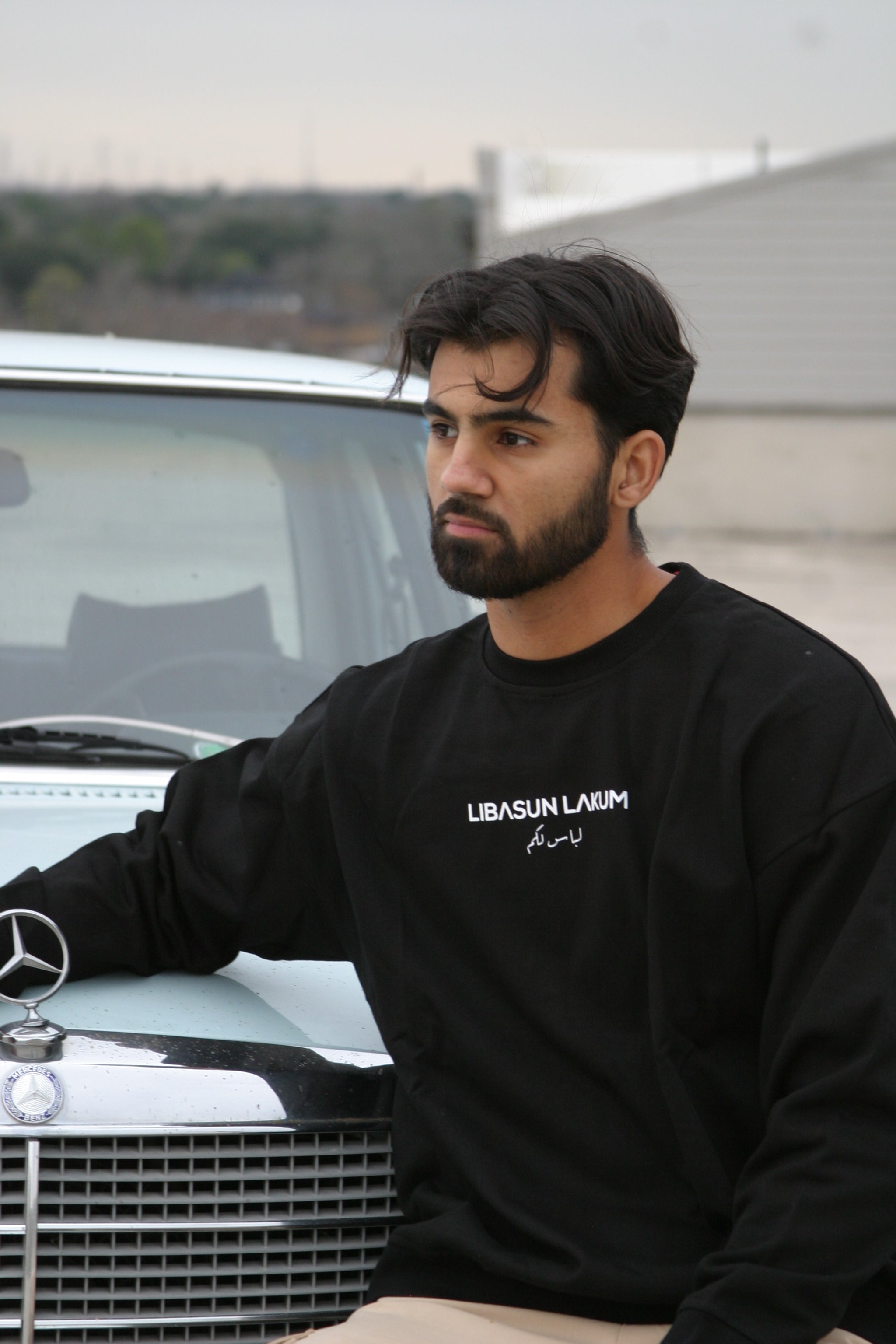 The Signature Sweatshirt - Black